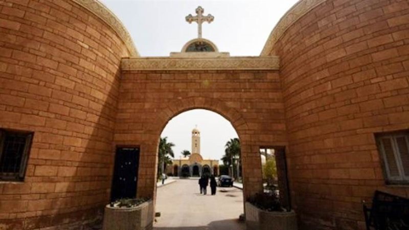 الأديرة تغلق أبوابها