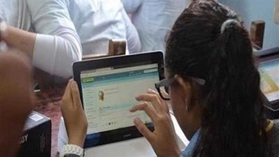 نصف مليون طالب بالصف الثاني الثانوي أدوا امتحان اللغة الأجنبية الأولى إلكترونيًا