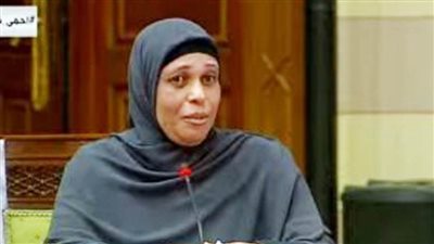  أم الشهيد عمر: ابني بطل.. والرئيس يوجه لها التحية