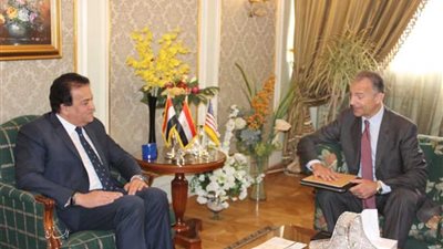 وزير التعليم العالي يبحث مع السفير الأمريكي أوجه التعاون