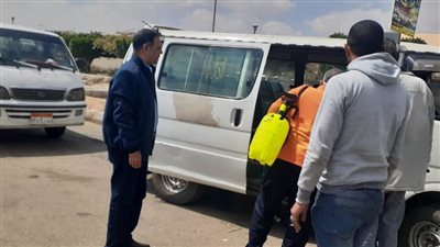 بالصور..حملات تطهير وتعقيم موقف الأتوبيس الرئيسي بمدينة بدر