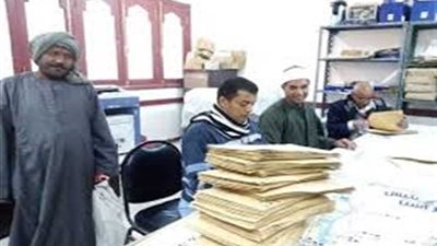 تسليم أسئلة امتحانات الشهادتين الإبتدائية والإعدادية الأزهرية بالأقصر