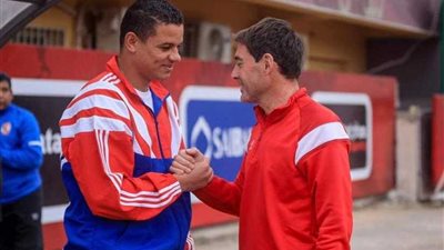 بالصور.. سعد سمير في مران الأهلي