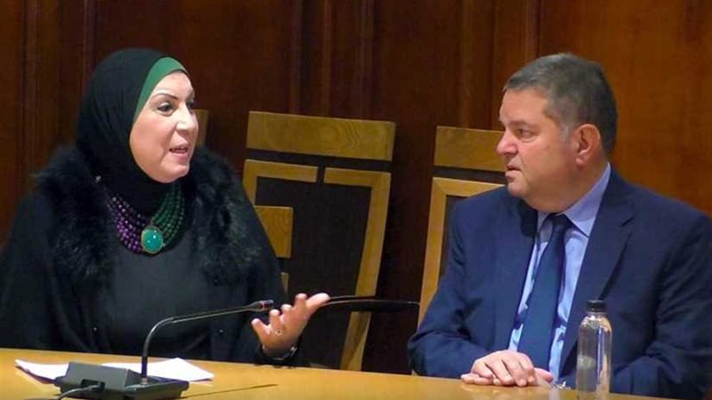 جامع وتوفيق يبحثان