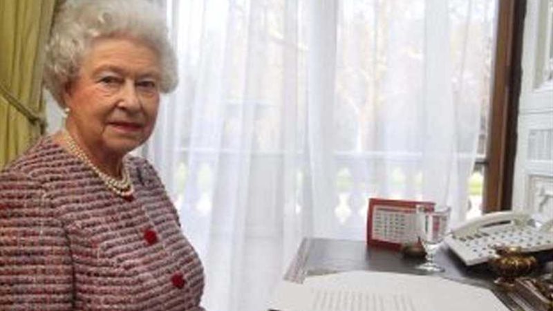 تليجراف: الملكة إليزابيث