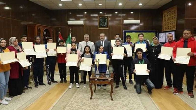 لحصولهم على 15 ميدالية..