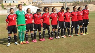 بعثة المنتخب المغربي للكرة النسائية تصل القاهرة