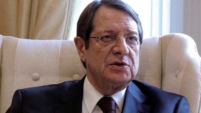 الرئيس القبرصي يعرب عن تعازيه في وفاة السلطان قابوس