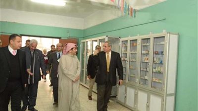 المستشار الثقافي للكويت في زيارة لجامعة أسيوط