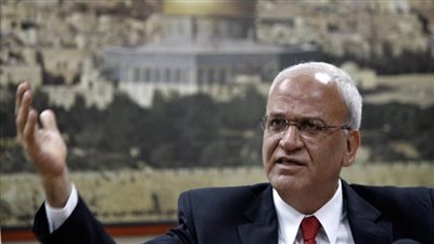 عريقات: تكثيف الاستيطان في 