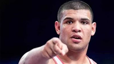 عبد اللطيف منيع في نهائي بطولة إيطاليا الدولية للمصارعة