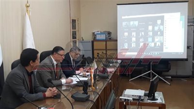 جامعة بنها تتابع خطة التعليم عن بُعد