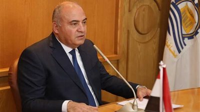 محافظ قنا: 17 مليون جنيه لتمويل المشروعات