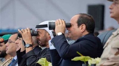 نشرة 24 .. الرئيس السيسي يشيد بأداء القوات المسلحة ويصدق على تعديل قانون 