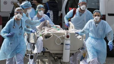 فرنسا خامس دولة تسجل أكثر من ألف حالة وفاة بكورونا