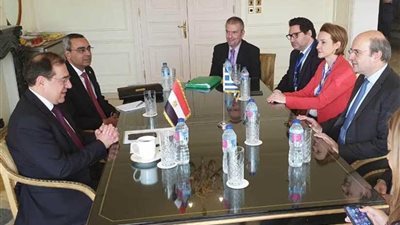 مباحثات مصرية قبرصية يونانية بمنتدى غاز شرق المتوسط