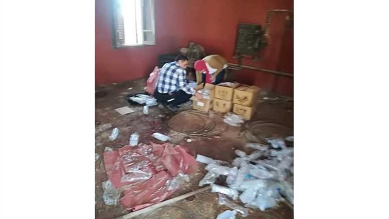 ضبط300عبوة محاليل