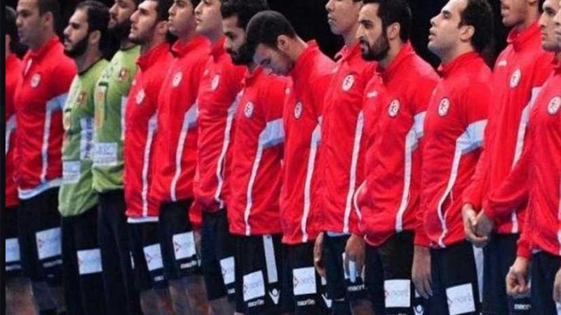 الأبيض يتفوق على