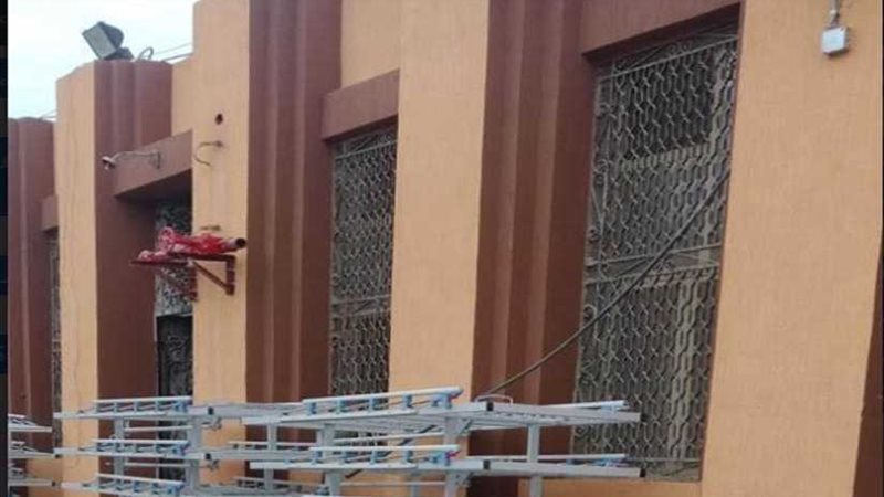 استلام تجهيزات وأثاث