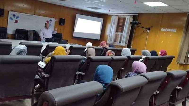 تدريب 8 آلاف من العاملين