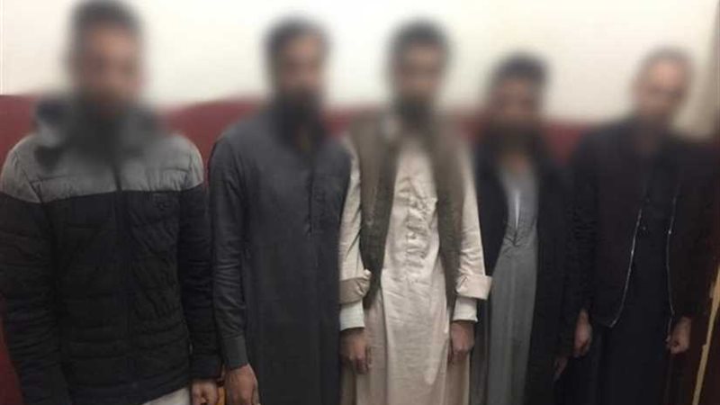 اختطفه 5 أفراد..