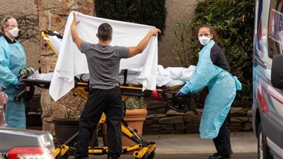 عدد وفيات كورونا في أمريكا يصل إلى 737 شخصا