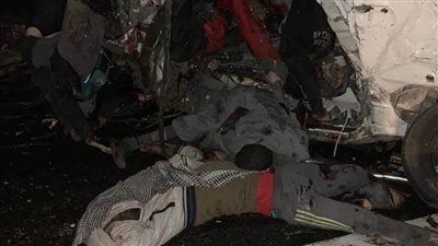 مصرع ١٥ وإصابة ٨ في تصادم تريلا بسيارات متوقفة أعلى الدائري الإقليمي بالصف 