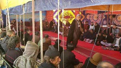 أحفاد عمر المختار يصطفون في 