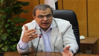 سعفان يتابع اتخاذ الإجراءات الاحترازية لجميع العاملين بالوزارة