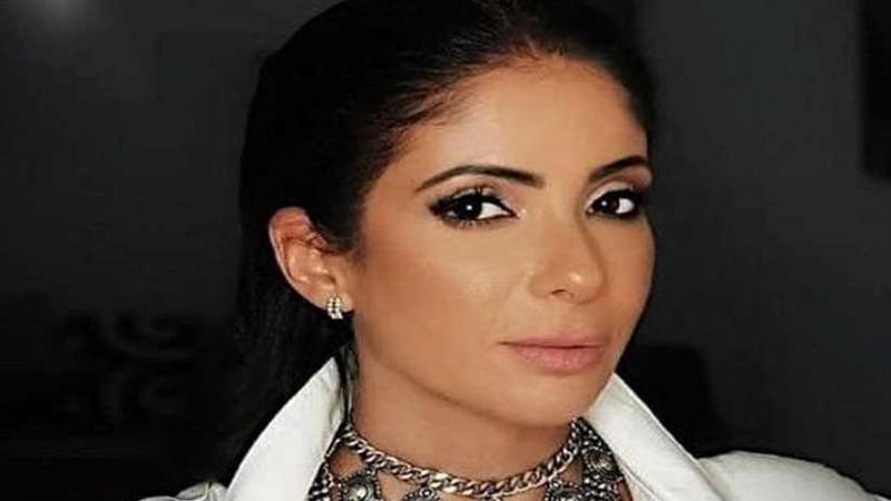 منى زكي تعلق على