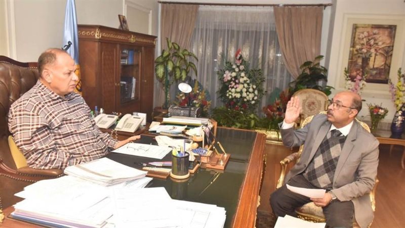 محافظ أسيوط