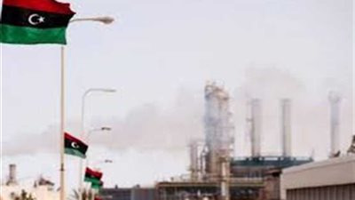 القبائل الليبية تغلق 9 حقول بترول احتجاجا على استخدام عوائدها في جلب مرتزقة