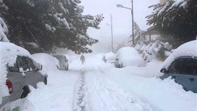 مصرع 105 أشخاص وإصابة 96 آخرين جراء تساقط الثلوج في باكستان