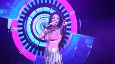 دوللي شاهين: لا أؤمن بالتوريث في الفن.. وهذه قصة خلافي مع والدي