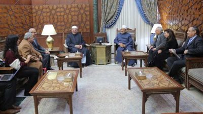 شيخ الأزهر يوجه بإطلاق حملة لمواجهة غلاء المهور وتكاليف الزواج
