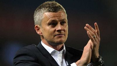 مانشستر يونايتد يهاجم ليفربول بمهاجم وحيد