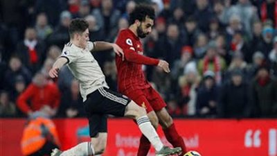 أخيرًا.. محمد صلاح يُسجل أمام مانشستر يونايتد ويقود ليفربول لتحطيم كل منافسيه