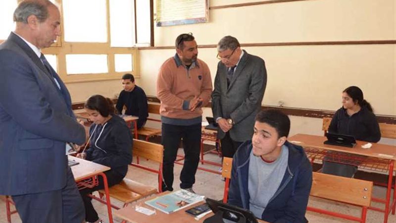 محافظ المنيا يتابع