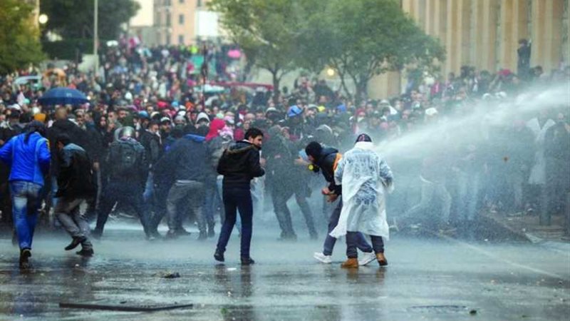 الأمن اللبناني يستخدم