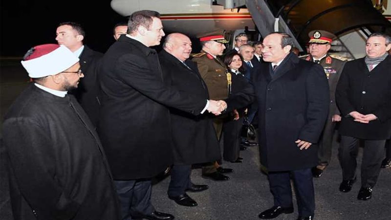 الرئيس السيسي يصل