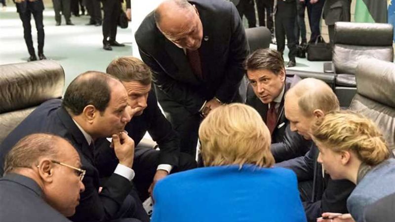 مشاورات الرئيس السيسي