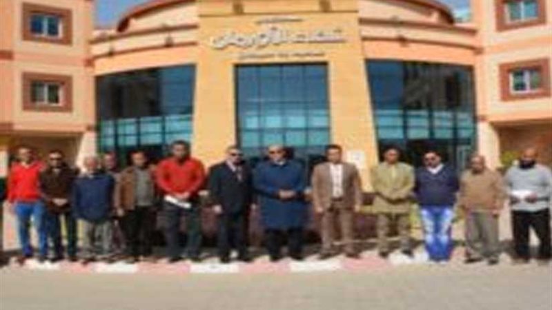 رجال الشرطة يتبرعون