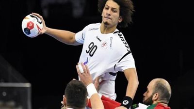 الأهلي يبدأ مفاوضاته من أجل استعادة نجم فراعنة اليد