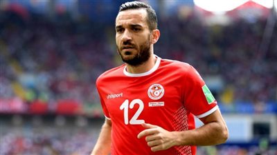 علي معلول يطير إلى تونس بعد موافقة الأهلي