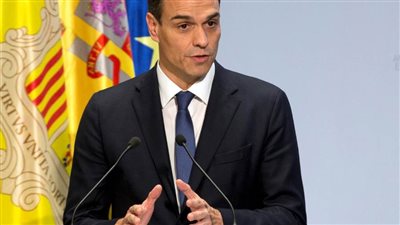 رئيس وزراء إسبانيا يوقف عمل جميع الأنشطة الاقتصادية