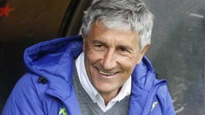 مدرب برشلونة الجديد يفشي أحد أسرار الفريق