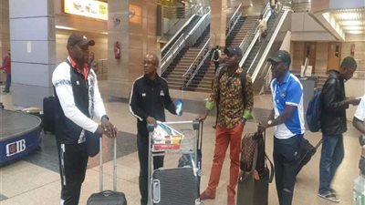 وصول فريق مازيمبى إلى القاهرة استعدادا لمواجهة الزمالك الجمعة