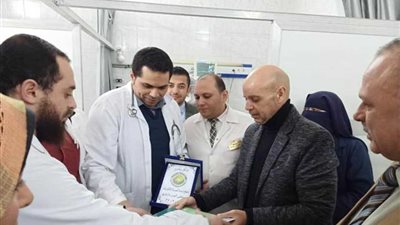 وكيل وزارة الصحة بالشرقية يفتتح قسم الصيدلة الإكلينيكية بمستشفى الأمراض الصدرية