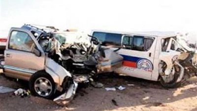 مصرع وإصابة 20 شخصًا في حادث تصادم على طريق سوهاج البحر الأحمر