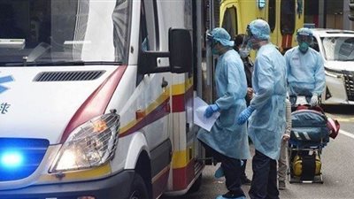 فرنسا تجلي 35 مصابا بكورونا عن شرق البلاد لتخفيف الضغط على المستشفيات